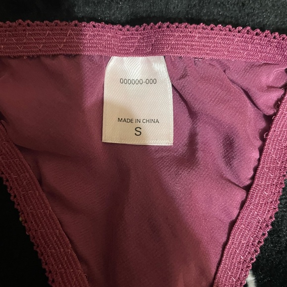 2-pc Victoria’s Secret open front babydoll with matching thong NWOT - Picture 5 of 13